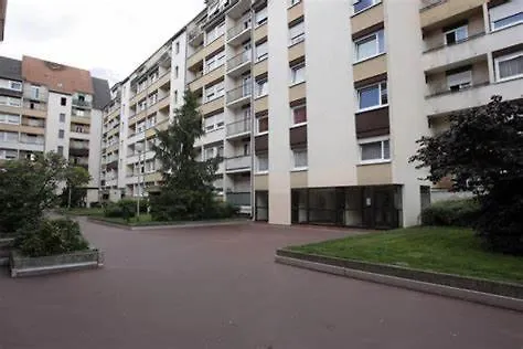 Apartment En Plein Centre De Avec Parking