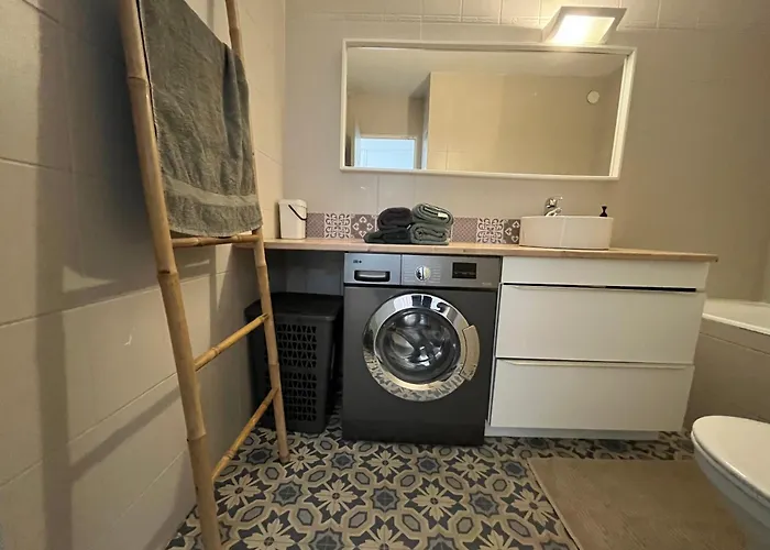 En Plein Centre De Avec Parking *